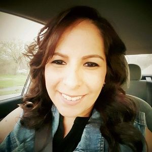 Meet your Posher, Leticia